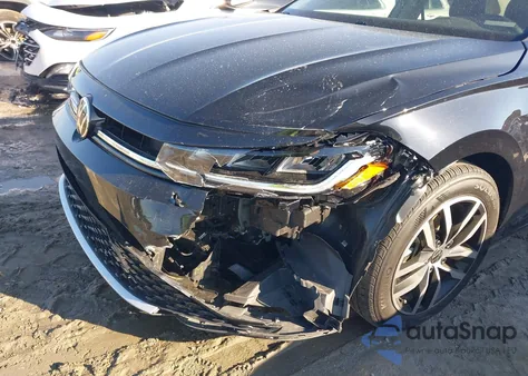 2025 Volkswagen Jetta 1.5T Se from USA, damaged, VIN 3VW7X7BU1SM003585